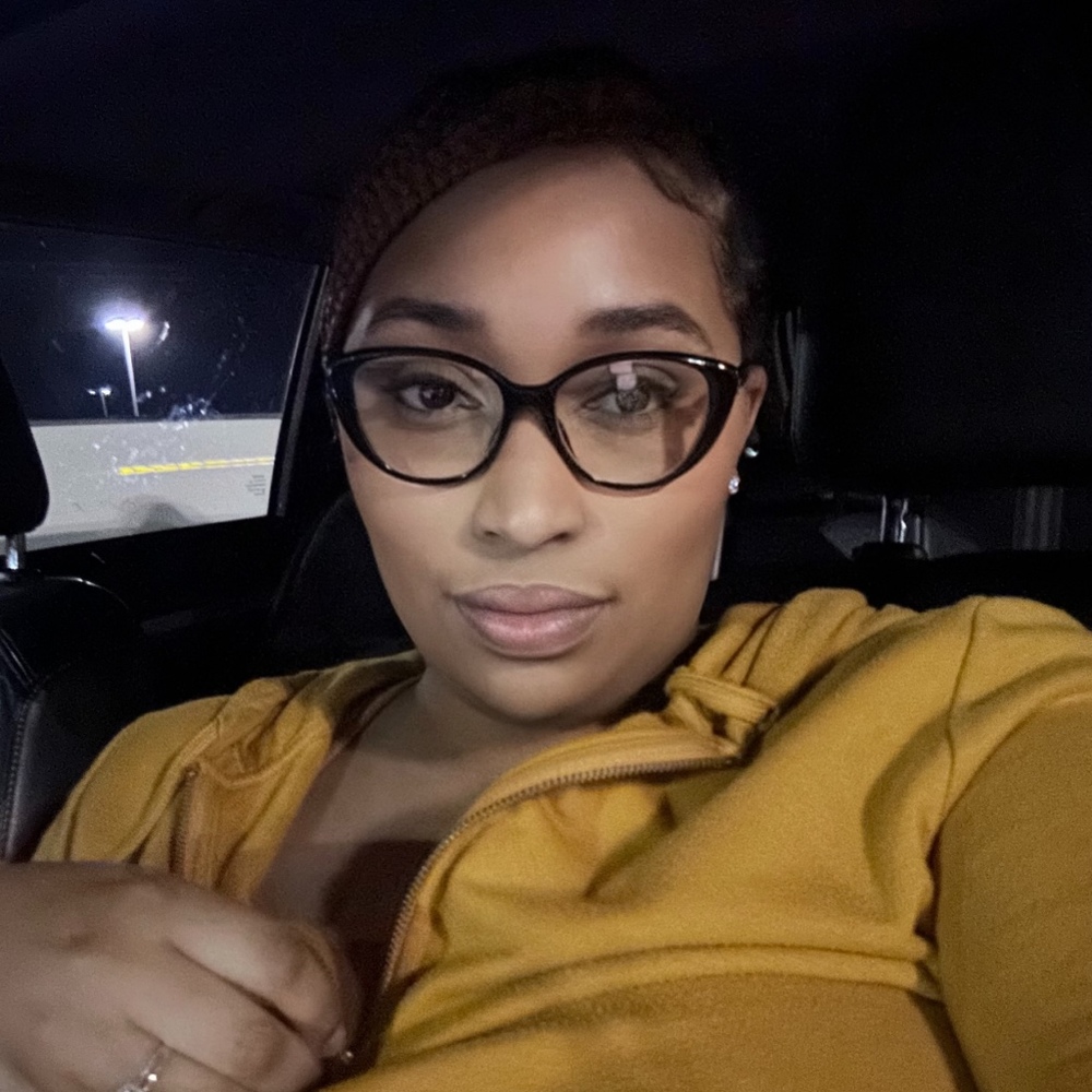 Meet your Posher, Ashlee